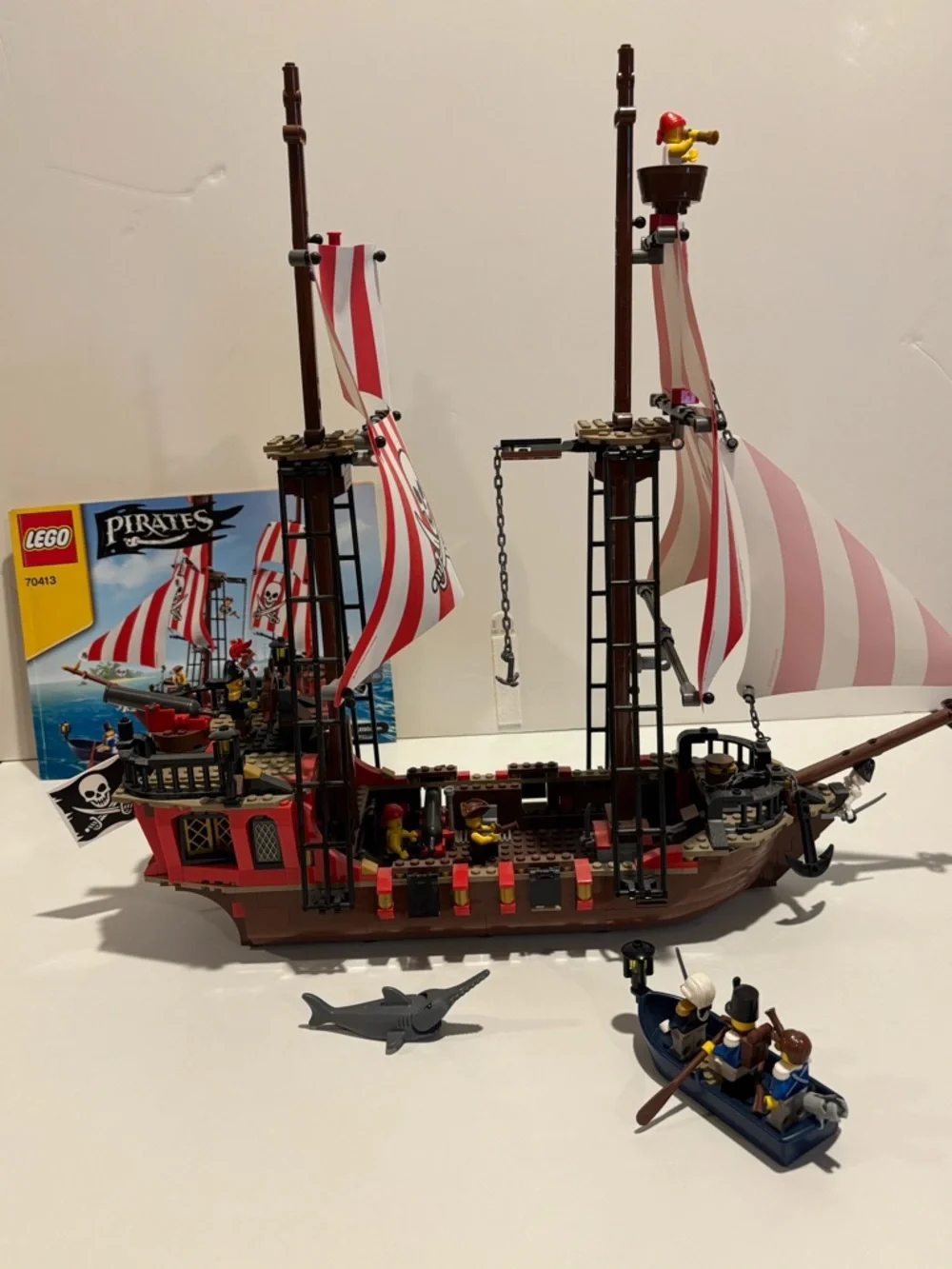 LEGO #70413 The Brick Bounty - Picture 8 of 16